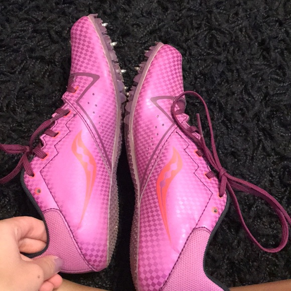 Saucony track shoes - Picture 3 of 8